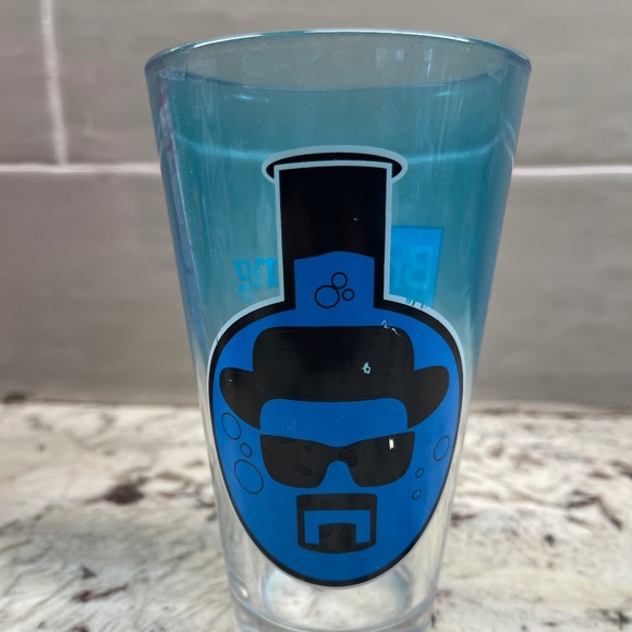 Breaking Bad pint‎ drinking glass - Picture 1 of 2